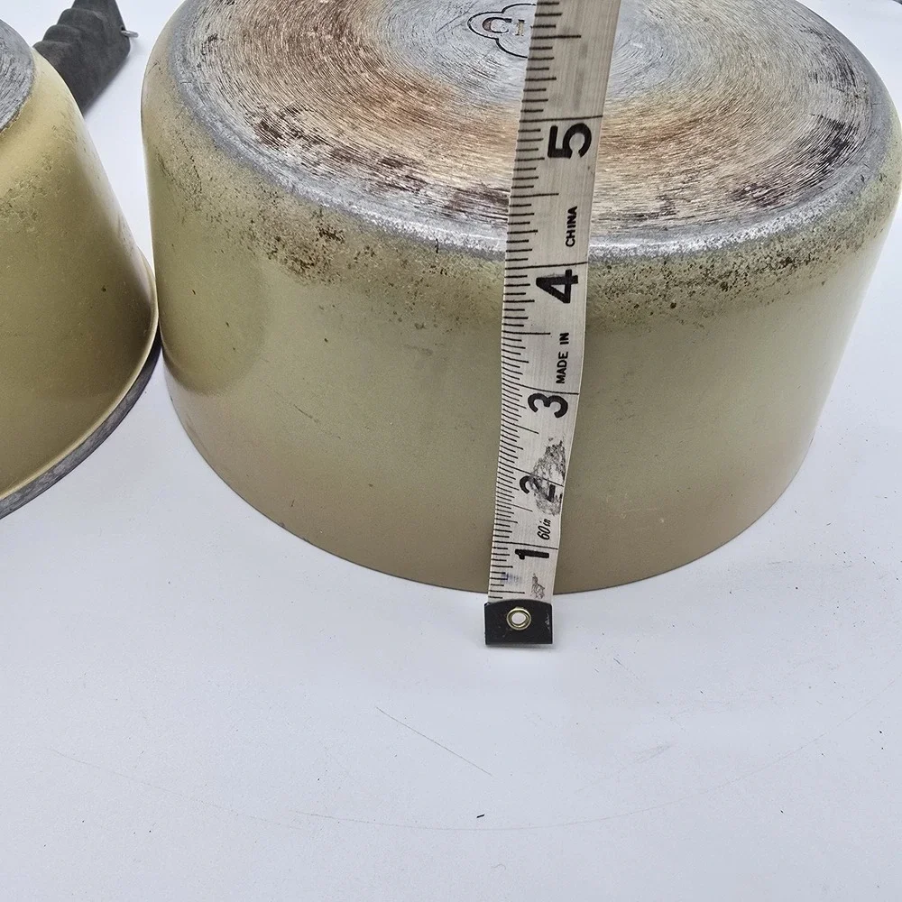 2 VTG Club Yellow Harvest Gold Thick Cast Aluminum Cookware 2‎ Quart & 3 Quart